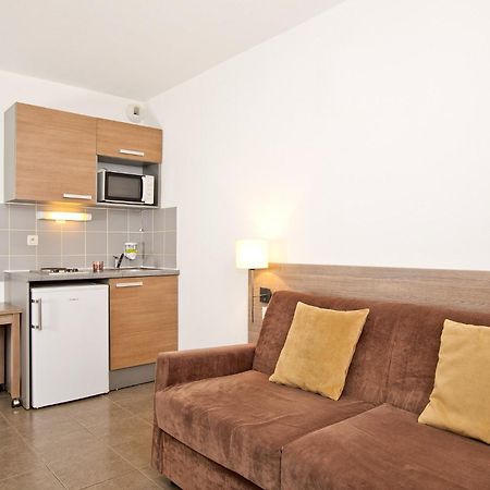 Apparthotel Sejours & Affaires Manosque Exterior photo