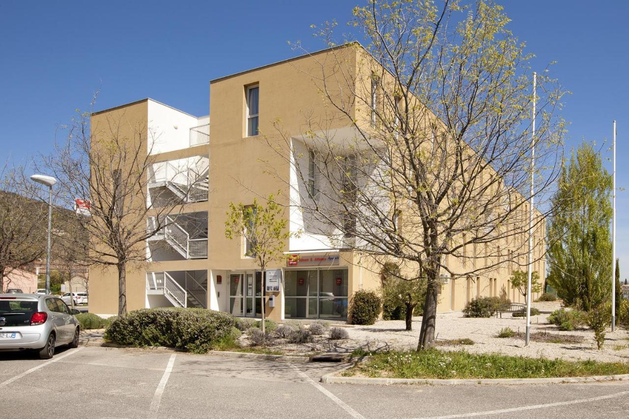 Apparthotel Sejours & Affaires Manosque Exterior photo