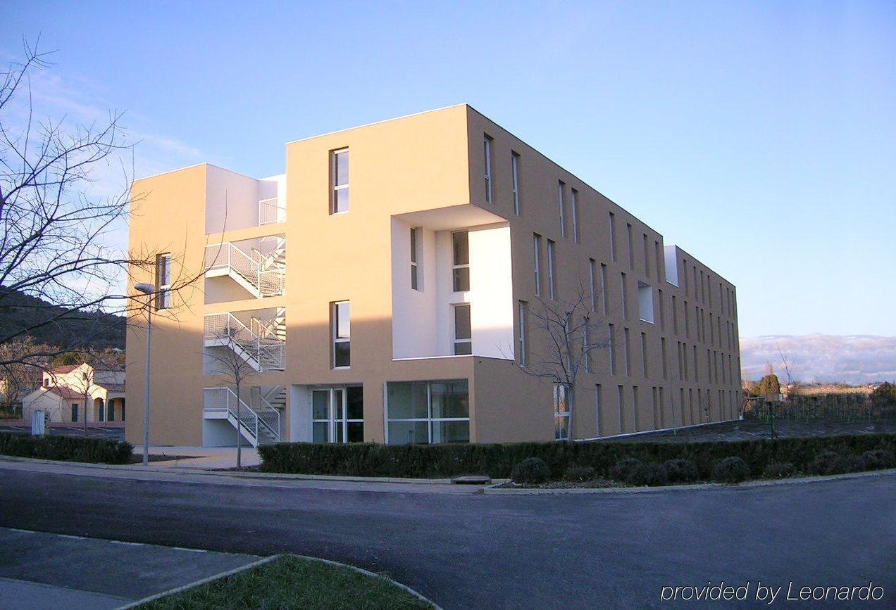 Apparthotel Sejours & Affaires Manosque Exterior photo