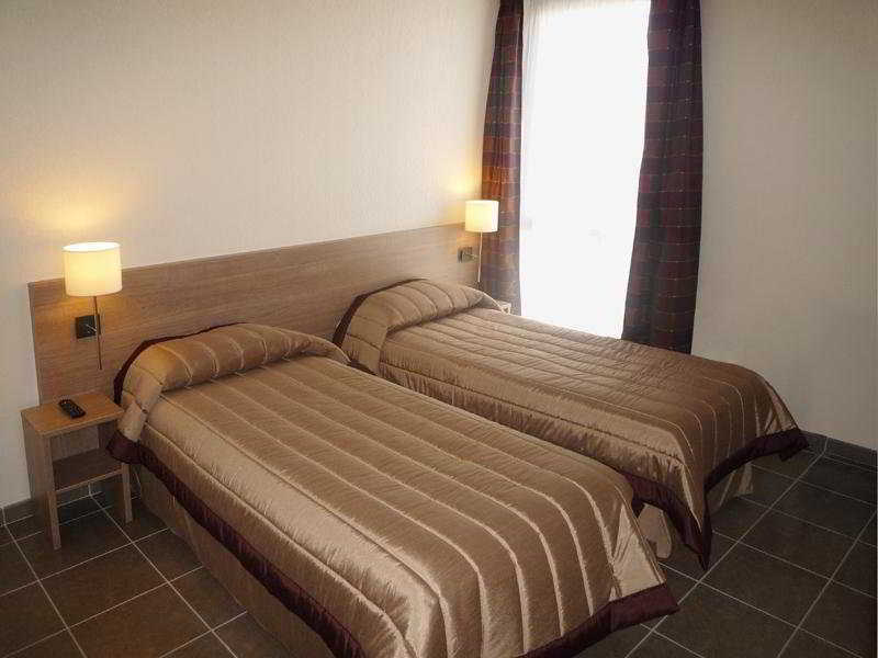 Apparthotel Sejours & Affaires Manosque Exterior photo